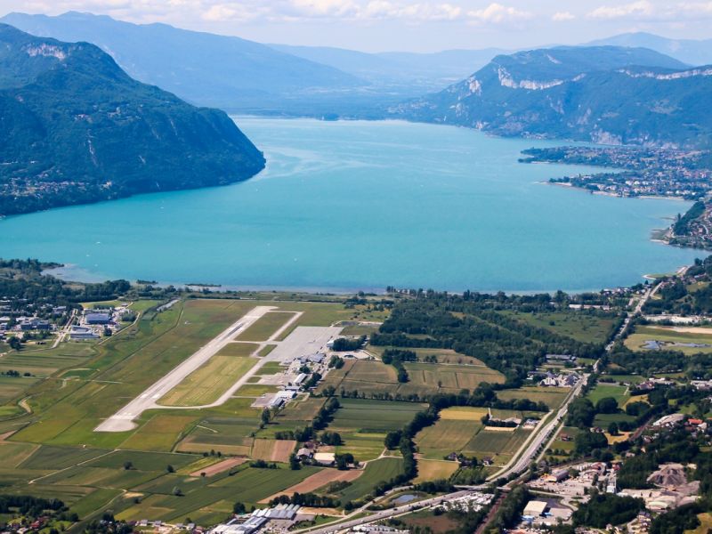Aéroport Chambéry Savoie Mont Blanc - VINCI Airports