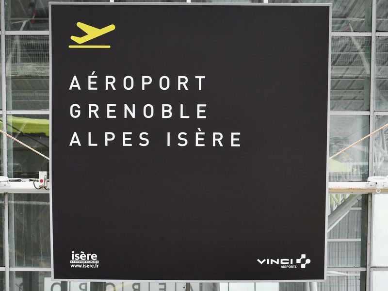 Aéroport Grenoble Alpes Isère - VINCI Airports