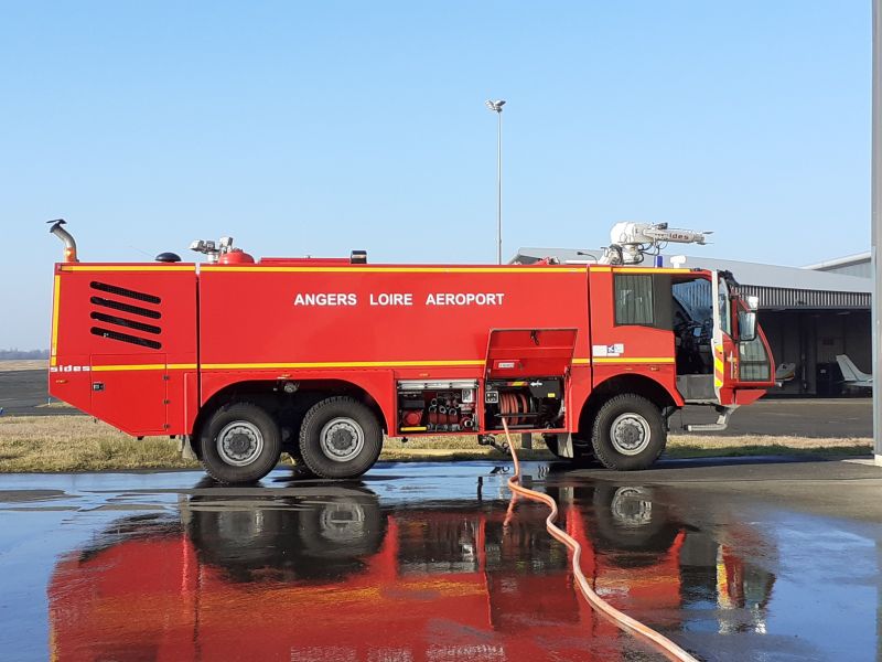 Aéroport Angers Loire