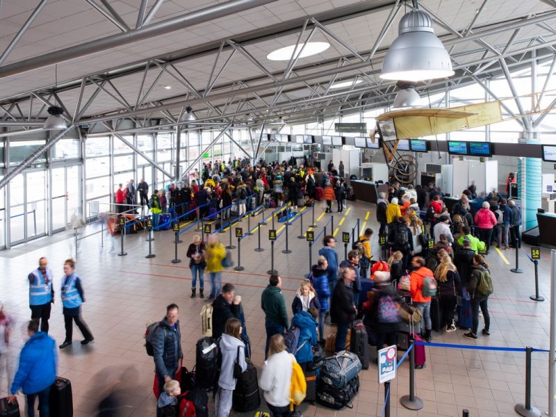 Aéroport Chambéry Savoie Mont Blanc - VINCI Airports
